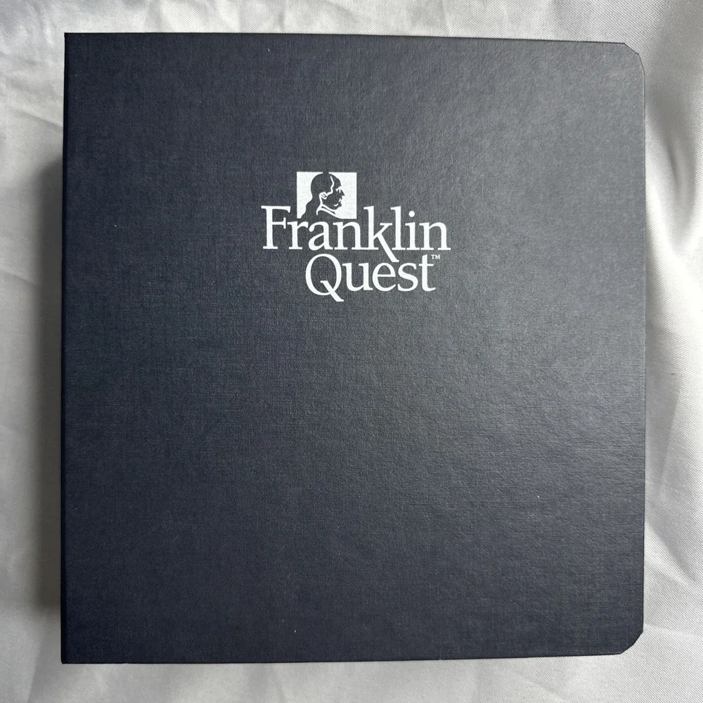 Lot of 2 Franklin Covey Quest International Institute Storage 3-Ring Binders USA